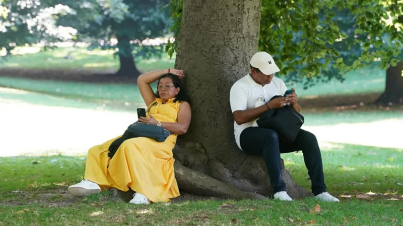 İngiltere’nin Bazı Bölgelerinde 30°C’yi Aşan Sıcaklıklar Bekleniyor