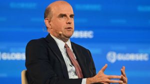 Gizli Savunma Dosyalarını Kaybeden Memur İngiltere Savunma Politikası İncelemesinde Görev Alacak