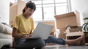 İngiltere’de Ev Sahipleri Artık Kiracılarını Sebep Göstermeksizin Evden Çıkartamayacak