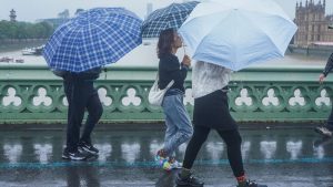 İngiltere’nin Güneyi ve Galler İçin Sarı Yağış Uyarısı: Şiddetli Sağanaklar Bekleniyor