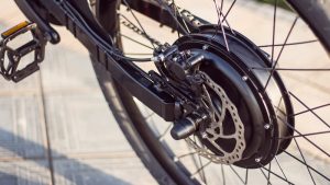 Londra’da E-Bisiklet Yangını Sonrası 12 Mağdurdan Dava