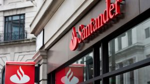 Santander İngiltere’de Bin 400 Çalışanı İşten Çıkaracak