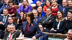 İngiltere’de Son 30 Yılın En Büyük Vergi Artışı Duyuruldu