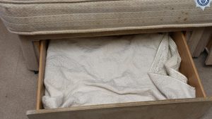 Üç Yaşındaki Çocuğunu Çekmecede Kilitli Tutan Anneye 7 Yıl Hapis Cezası