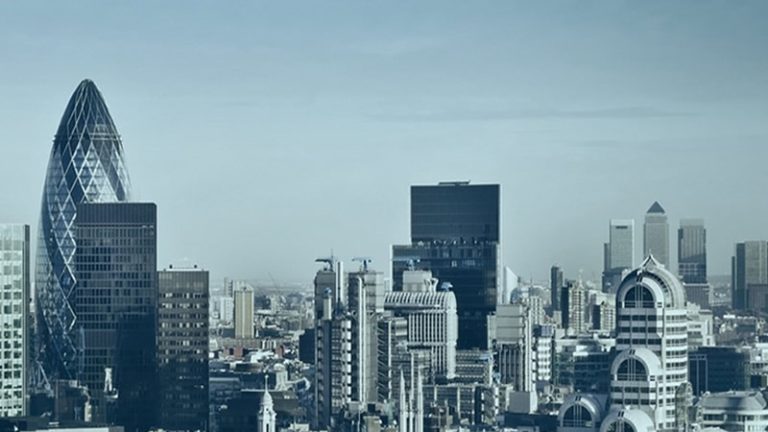 Londra Borsası Son 14 Yılın En Hızlı Daralmasını Yaşıyor