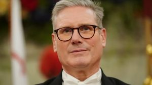 Starmer: İngiltere’nin ABD ve AB Arasında Seçim Yapması Gerekmiyor