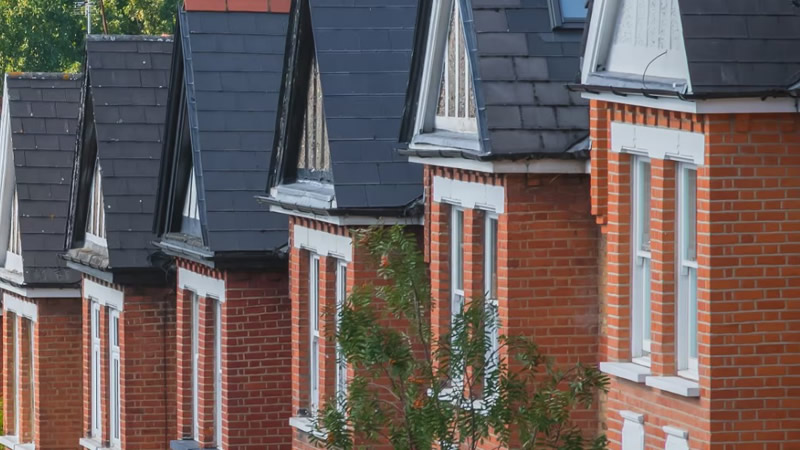 İngiltere’de Ortalama Konut Fiyatı Rekor Seviyeye Yükseldi