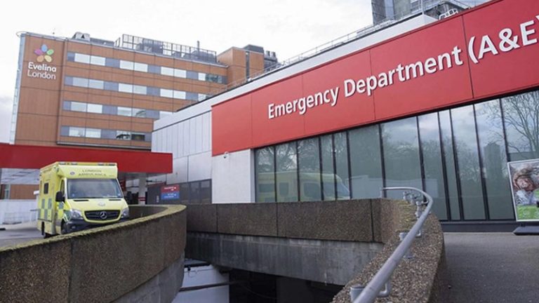 İngiltere’de Birçok Hastane Grip Vakaları Nedeniyle “Kritik Durum” İlan Etti