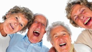 İngiltere’de Erkekler Ortalama 86, Kadınlar 90 Yıl Yaşıyor