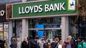 Lloyds, Halifax ve TSB Bankalarının Uygulamaları Çöktü: Binlerce Kullanıcı Etkilendi