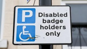 Haringey Belediyesi’nden Mavi Kart Sahtekârlığına Karşı Sert Önlemler