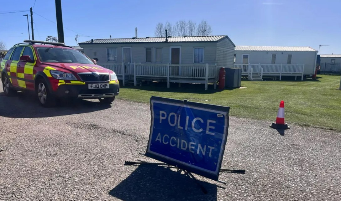 İngiltere’de Tatil Parkındaki Karavan Yangınında İki Kişi Hayatını Kaybetti