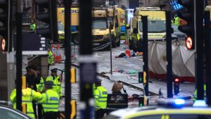 Liverpool’da Kutlamalar Kana Bulanıyordu: Araç Kalabalığa Daldı, 1 Gözaltı