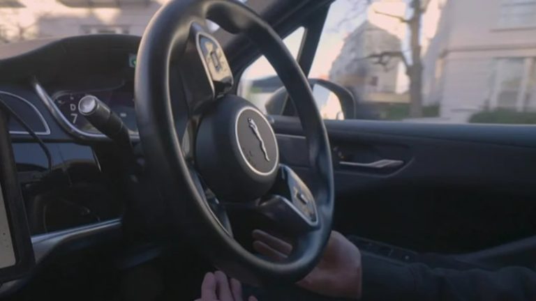 İngiltere’de Sürücüsüz Araçlar 2027’de Yollarda Olacak, Uber Şimdiden Hazır