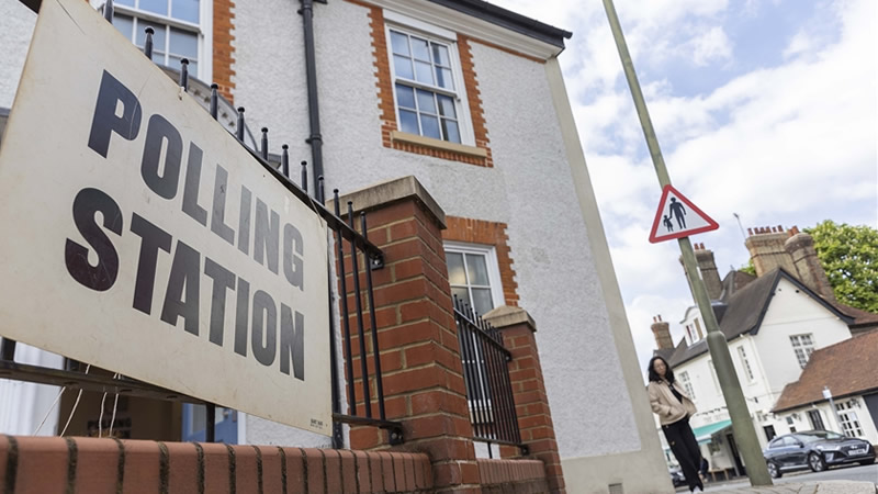 İngiltere’de Oy Kullanma Yaşı 16’ya Düşüyor