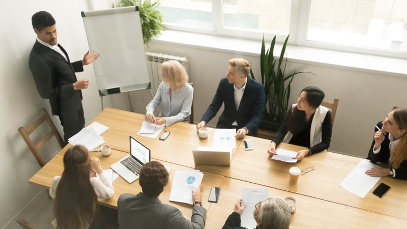 İngiltere’de İşyerinde Taciz ve Ayrımcılığı Gizleyen Anlaşmalar Yasaklanıyor