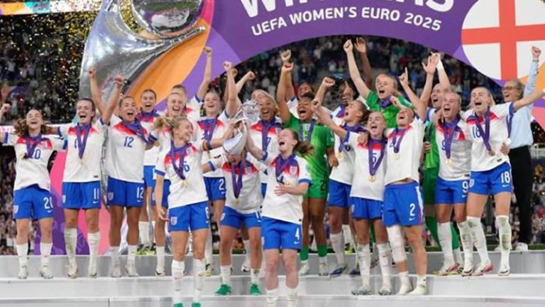 İngiltere Kadın Futbol Takımı, Euro 2025’i Penaltılarla Kazanarak Tarihe Geçti