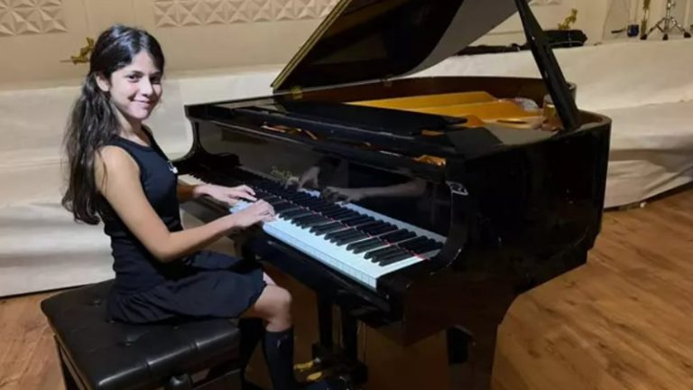 11 Yaşındaki Ankaralı Aden’e İngiltere’den Kraliyet Diploması