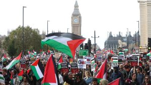 Londra’da 60 Filistin Eylemi Destekçisi Yargılanacak