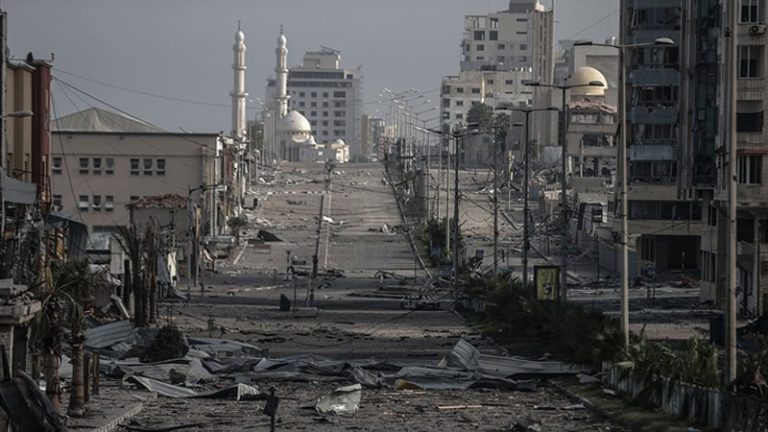 İngiltere’den İsrail’e Sert Tepki: “Ahlaki Bir Rezalettir”